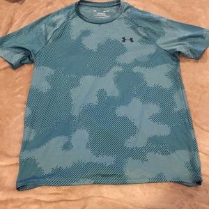 Men’s Green UA shirt